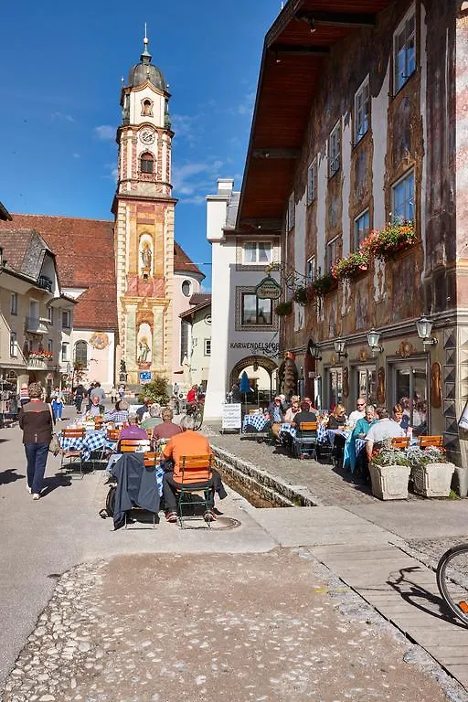 Hotel Alpenrose Mittenwald